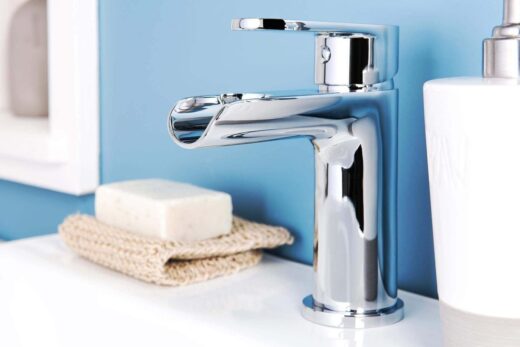 Mitigeur de lavabo chromé